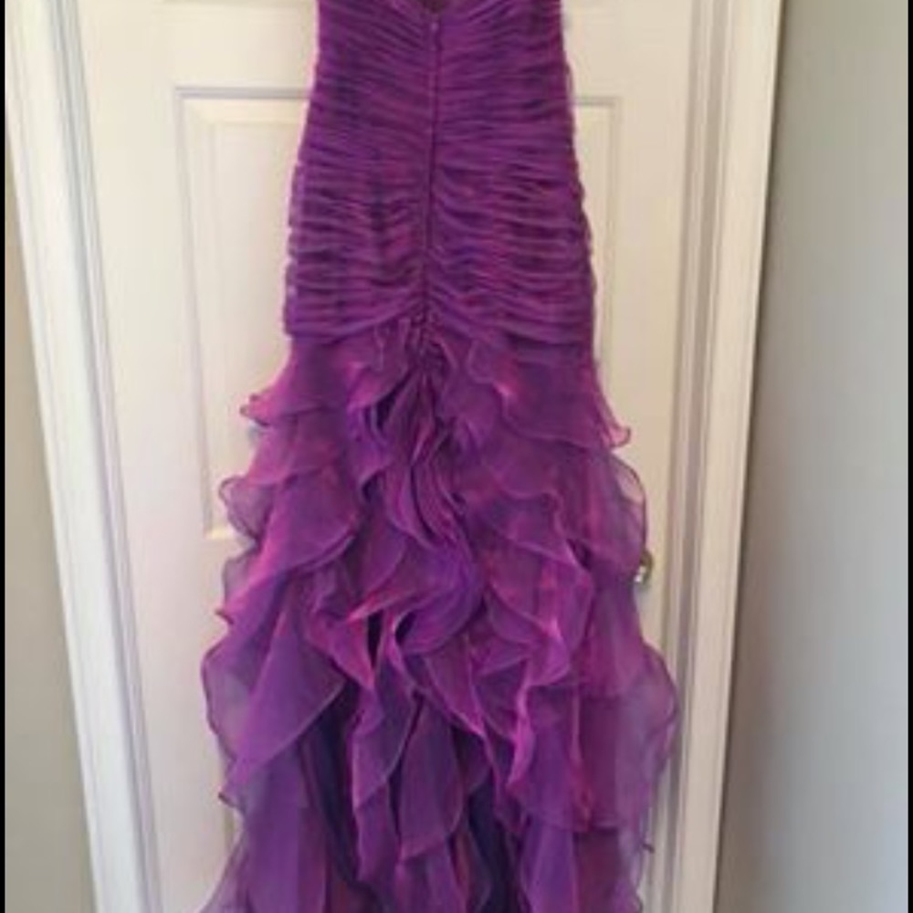 Evening Gown - Picture 3 of 3